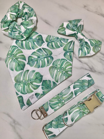 Unbe-Leaf-able Wristlet Key Fob