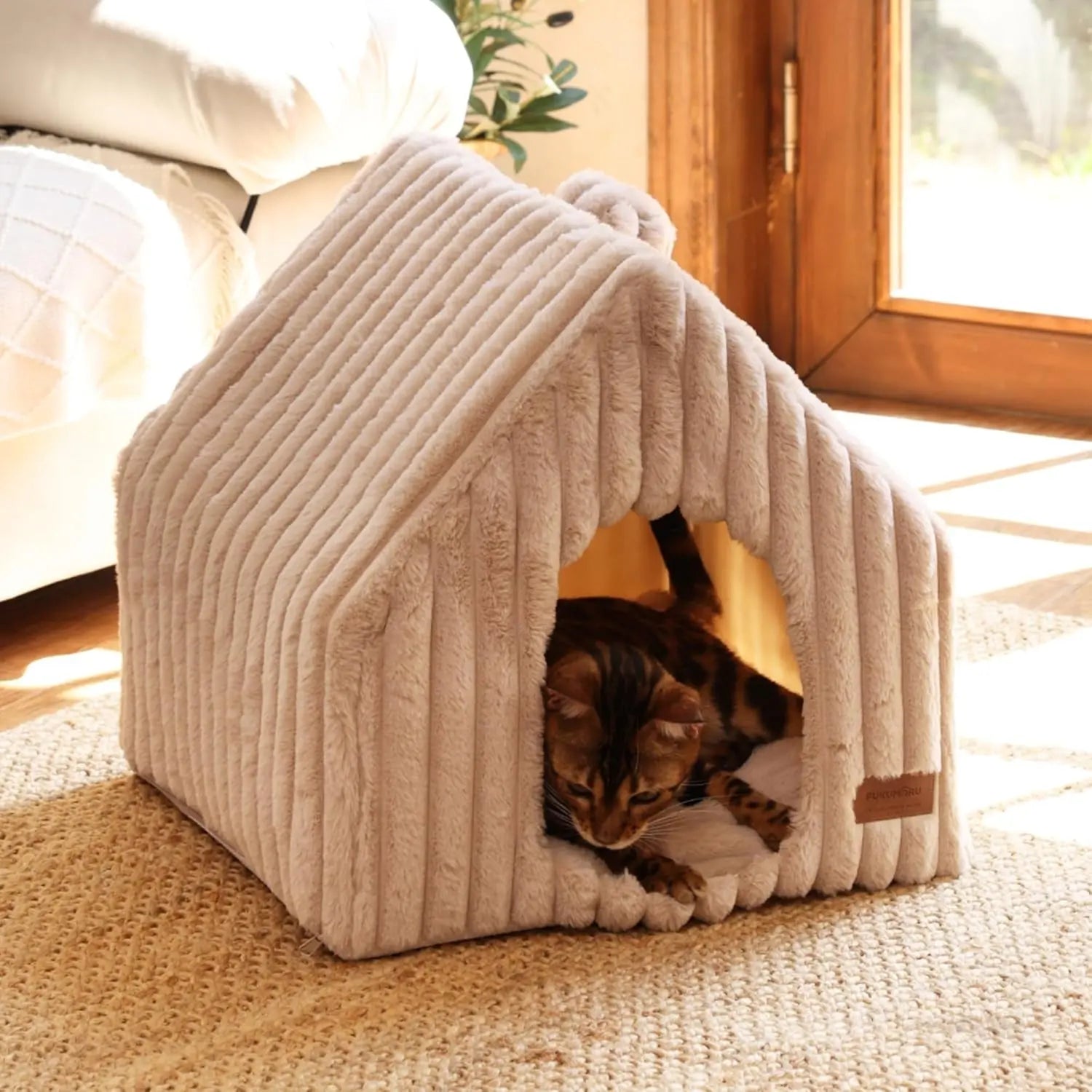 Indoor Cat &amp; Small Dog House, Washable Cozy Cave Bed with Removable Pillow
