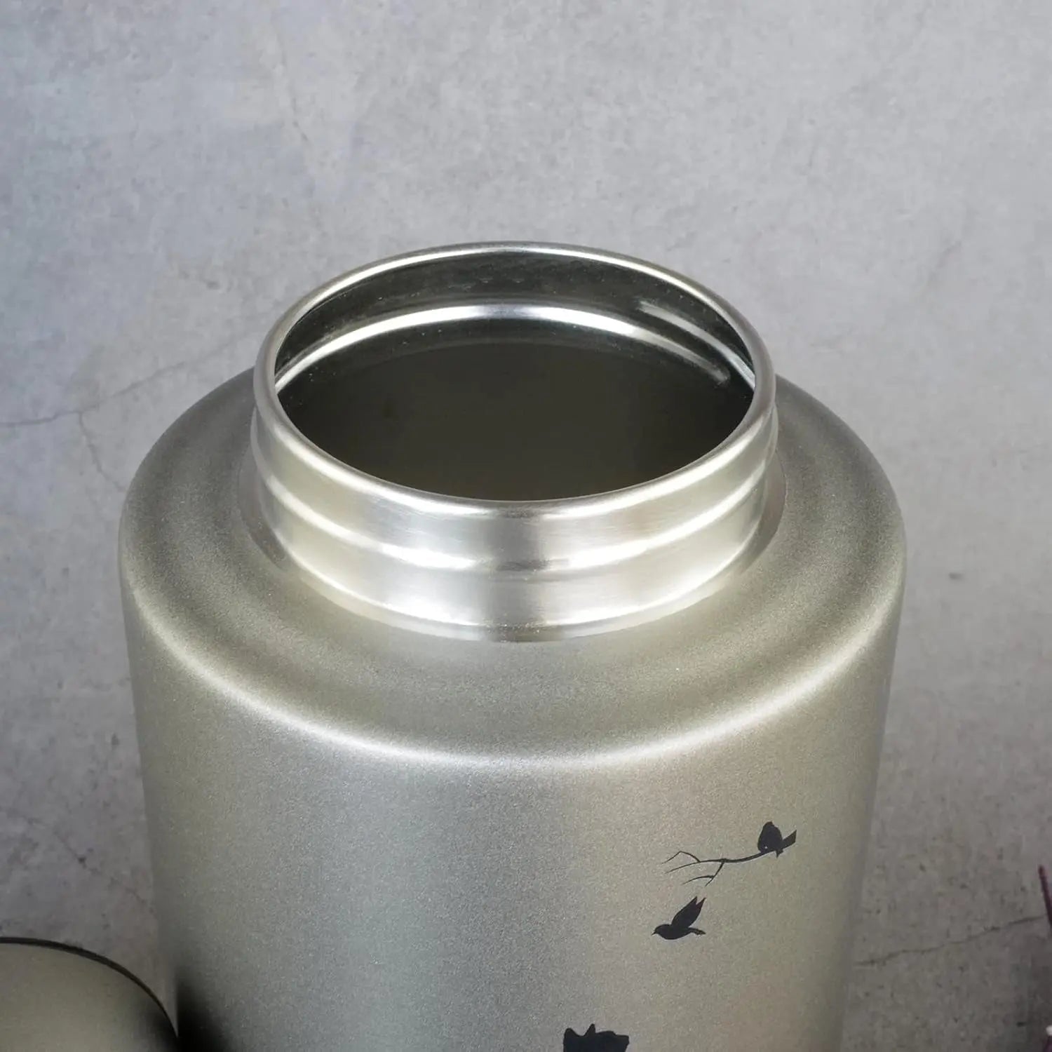 Stainless Steel Pet Memorial Urn for Cats &amp; Small Dogs with Secure Lid Keepsake