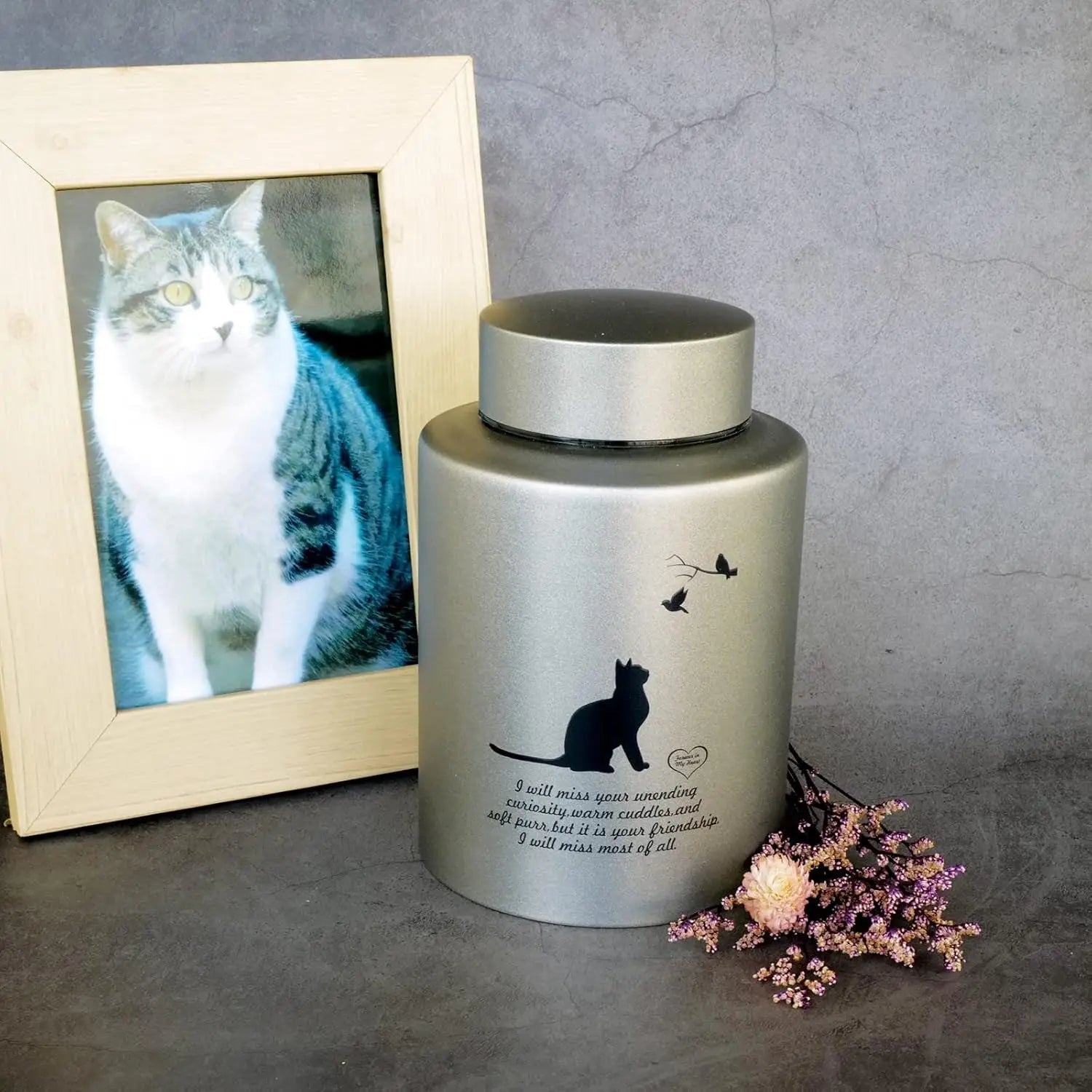 Stainless Steel Pet Memorial Urn for Cats &amp; Small Dogs with Secure Lid Keepsake