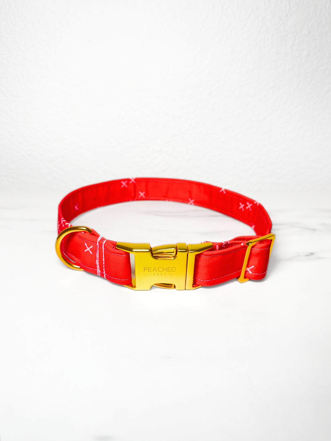Scarlet Collar