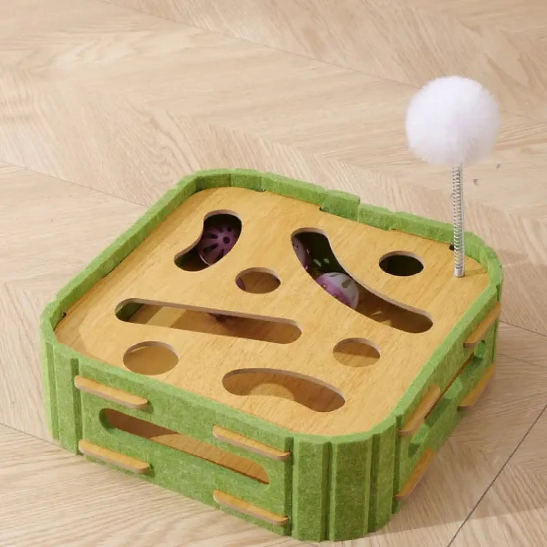 Cat Scratcher Toy with Interactive Balls 30cm Green